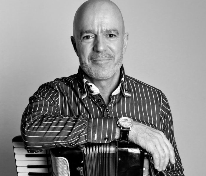 Hyggepianisten Jesper Boye billeder til hans hjemmeside, taget på Drop In på Telefonvej i Søborg